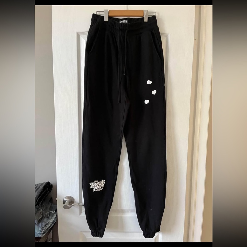 The Local Love Club Unisex Small Joggers (Tall)